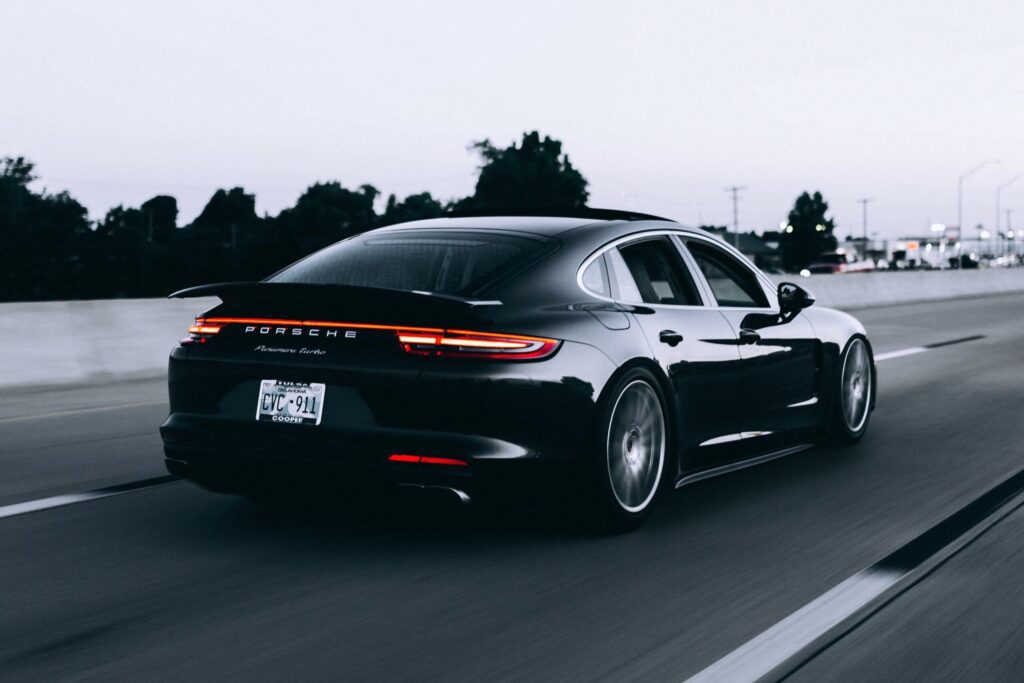 How many missed payments before car repossession?