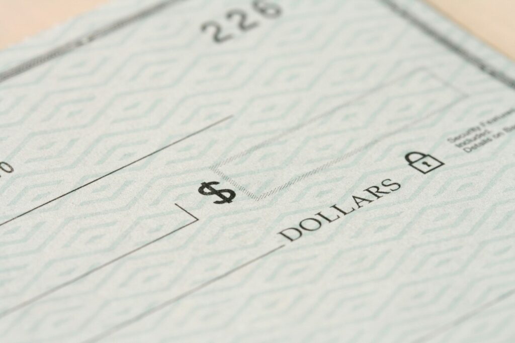 How to budget biweekly paycheques: a guide for Canadians