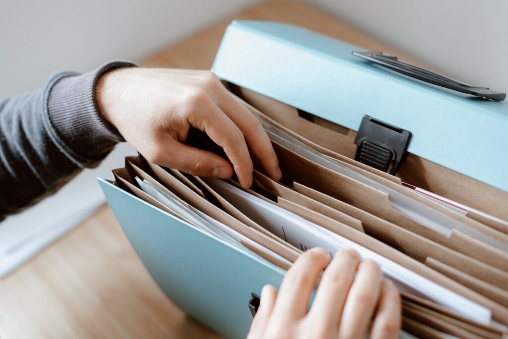 Bankruptcy records in Canada - who will find out?