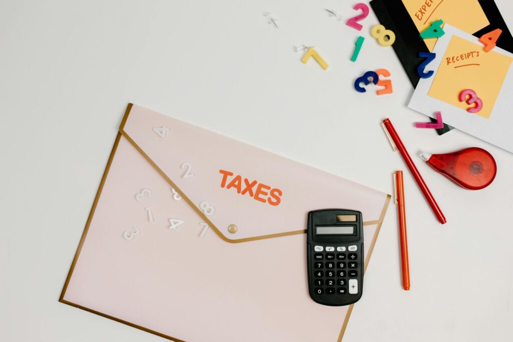 Envelope budgeting: how it works and how to get started