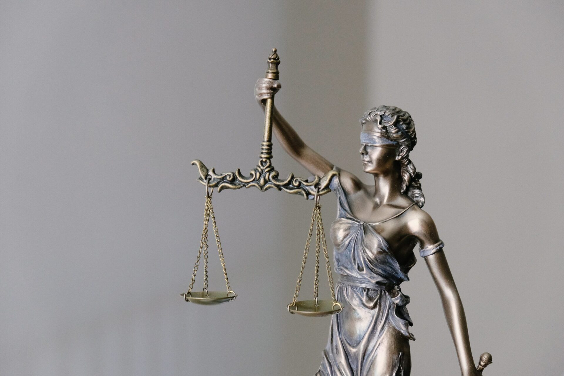 How to avoid bankruptcy in Canada